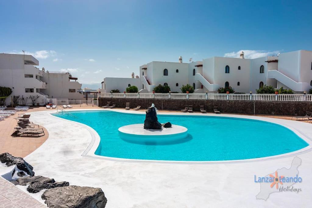 Vivienda Vacacional El Descanso Costa Teguise Exterior photo