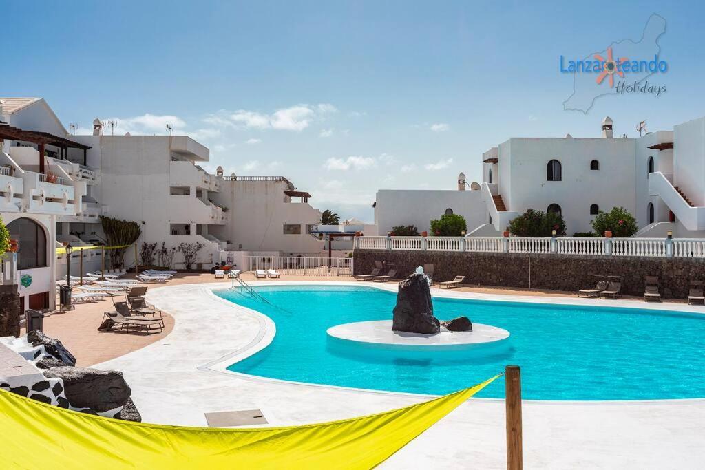 Vivienda Vacacional El Descanso Costa Teguise Exterior photo